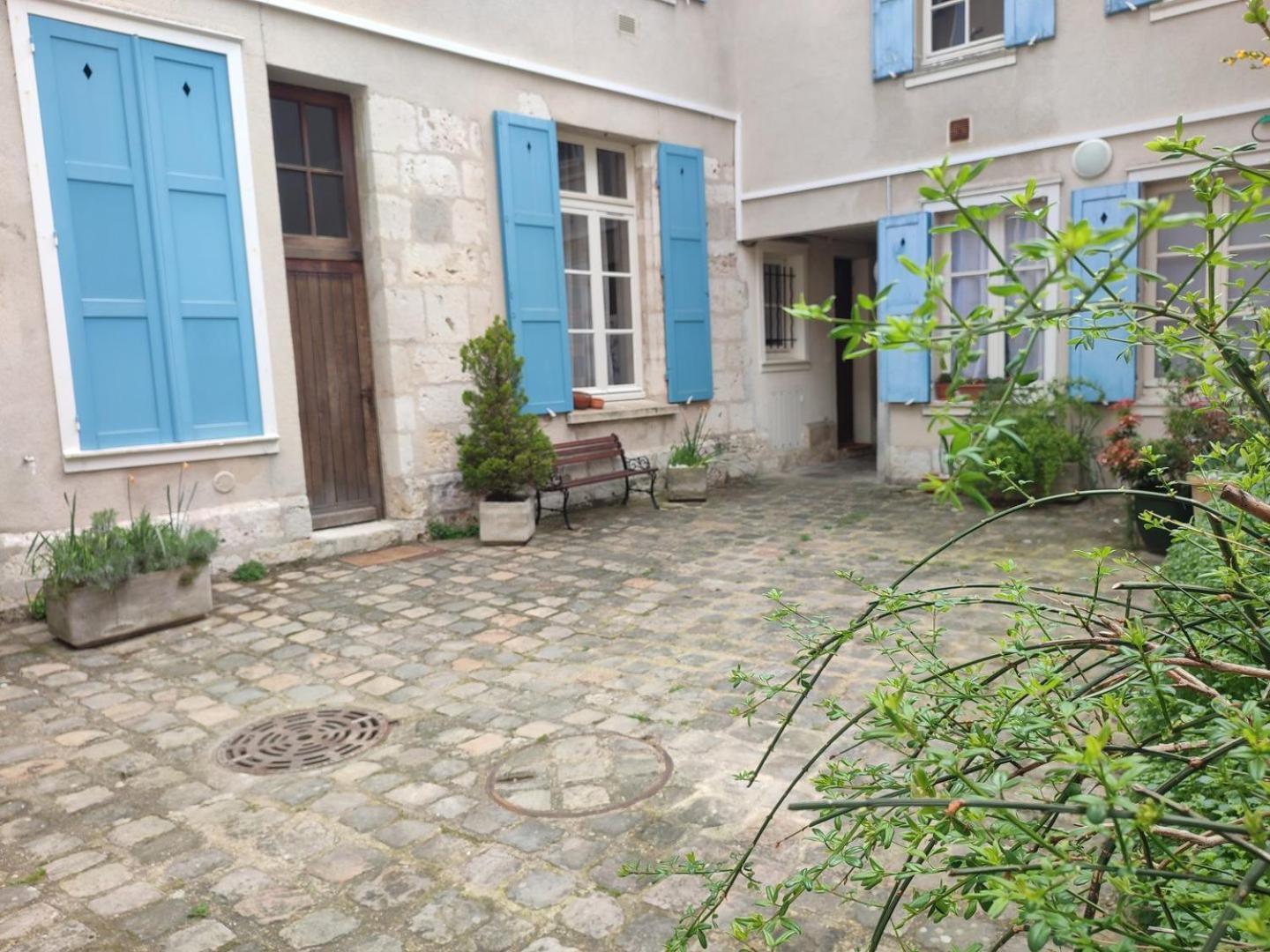 Le Gite De La Cathedrale Apartment ชาร์ตร ภายนอก รูปภาพ