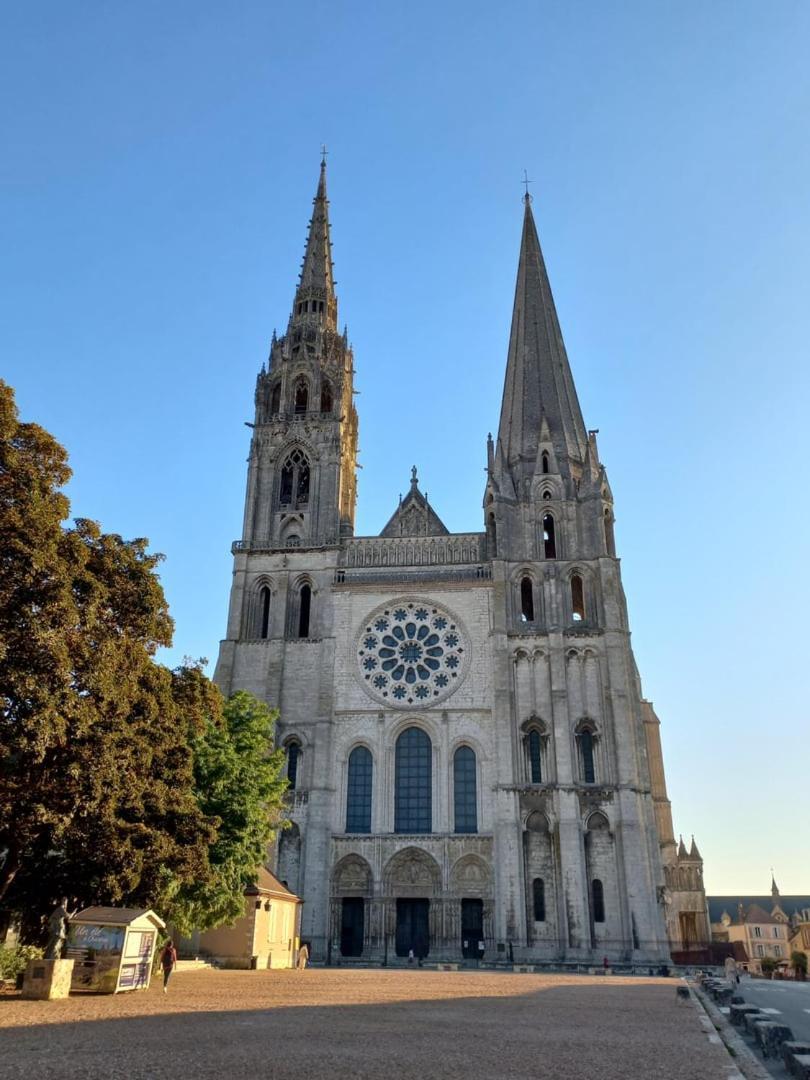 Le Gite De La Cathedrale Apartment ชาร์ตร ภายนอก รูปภาพ